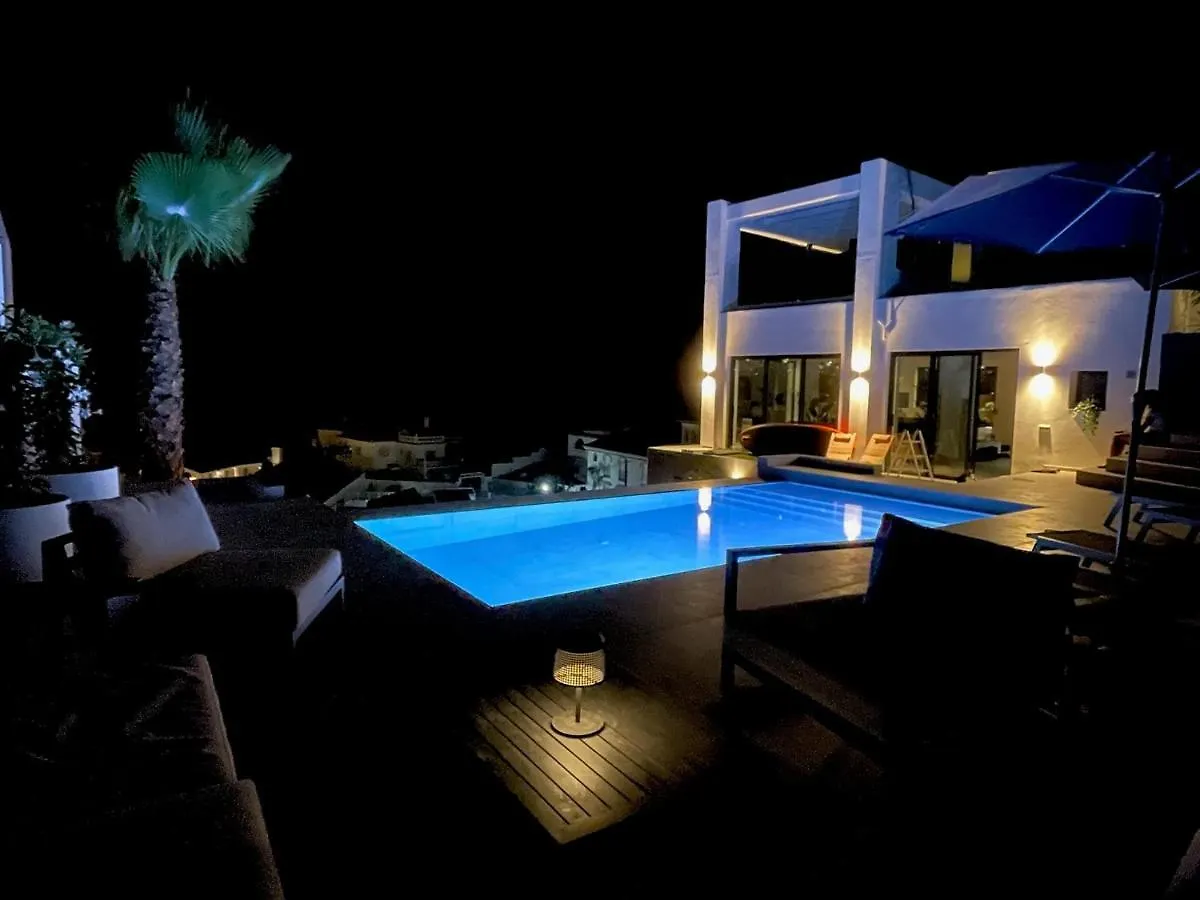 Luxury Villa With Panoramic Views And Infinity Pool Nerja 0*,
