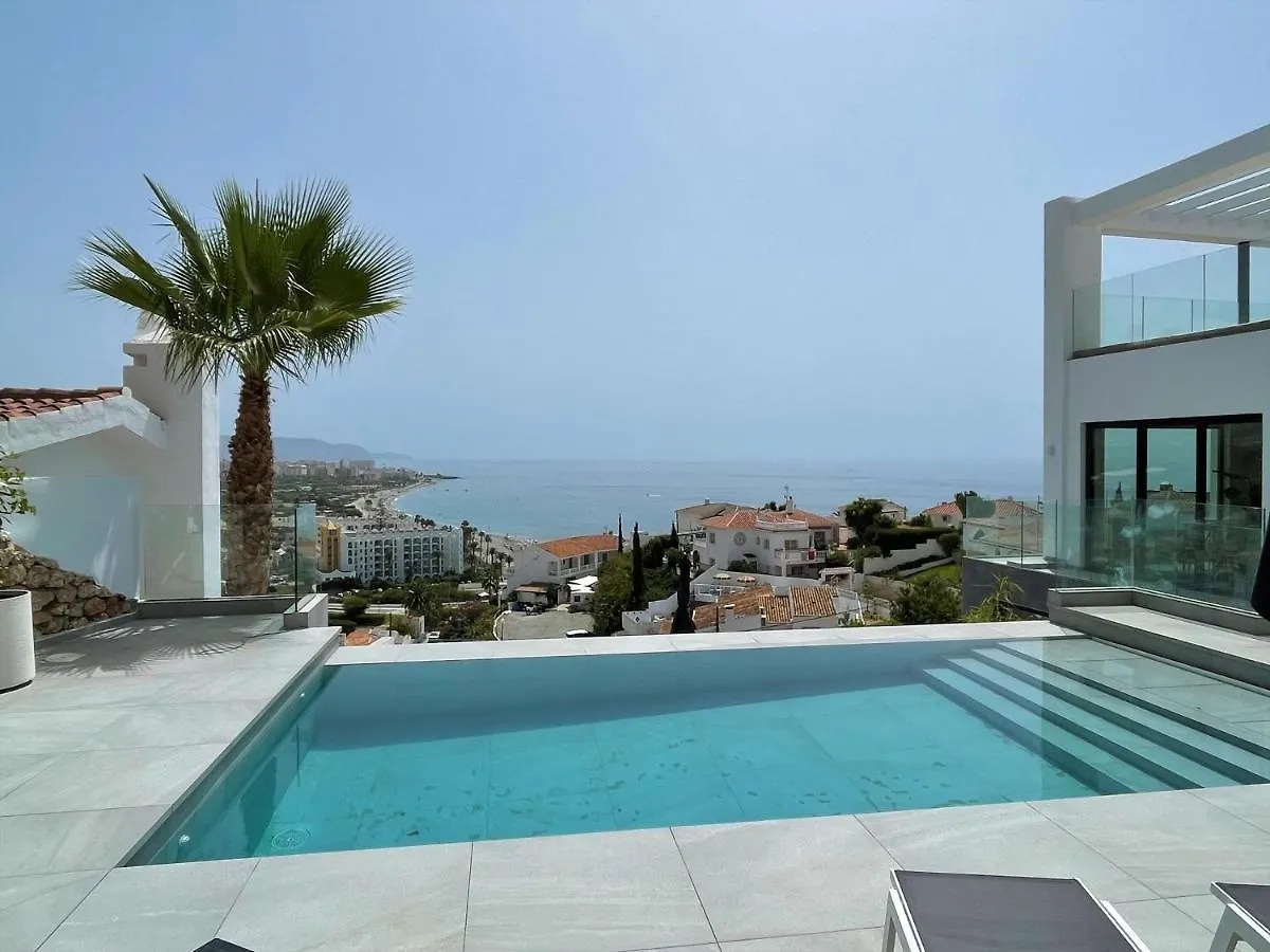 Luxury Villa With Panoramic Views And Infinity Pool Nerja