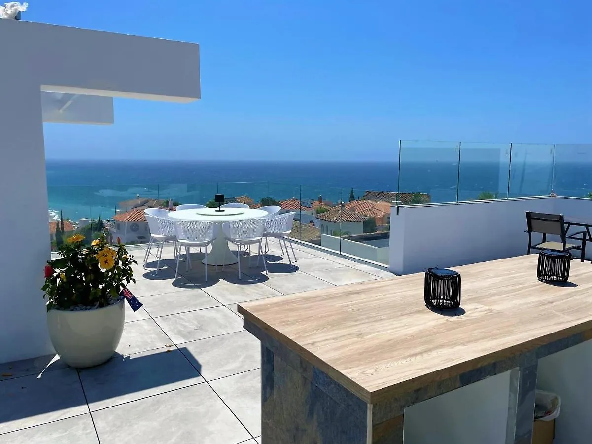 Luxury Villa With Panoramic Views And Infinity Pool location